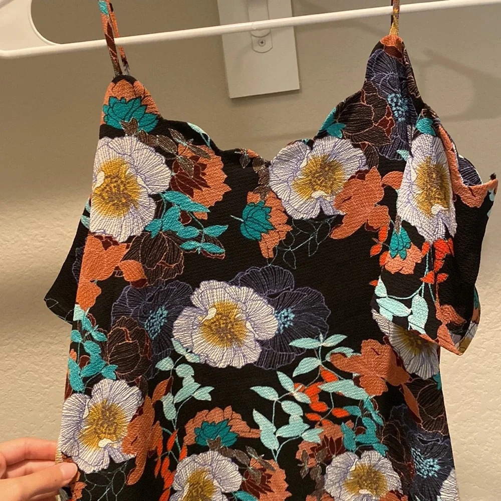 Floral Off the Shoulder Top - Picture 5 of 7
